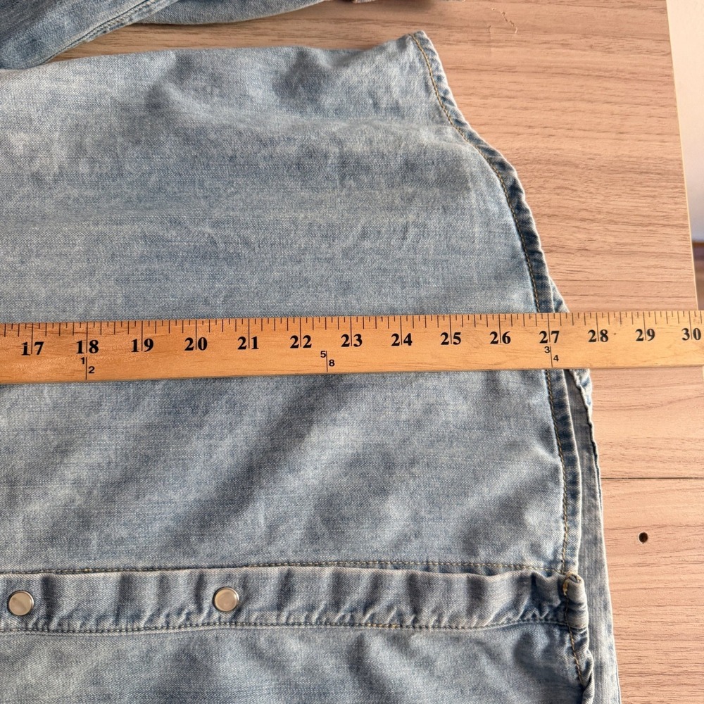 Nili Lotan Travis Denim Shirt Snap Button Light Wash Large Excellent - Picture 8 of 8